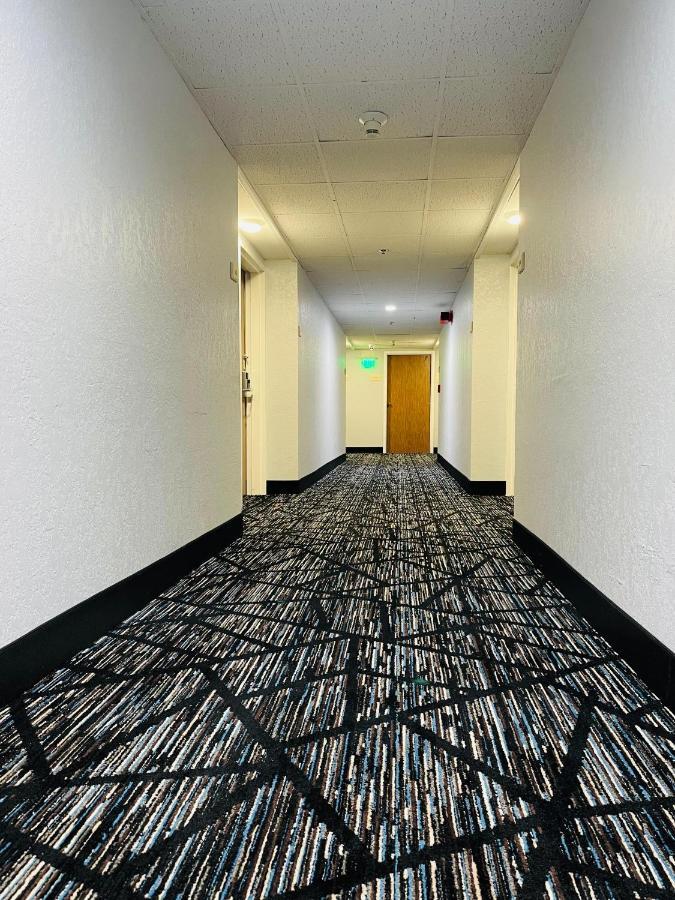 New Victorian Inn & Suites Omaha Exteriér fotografie