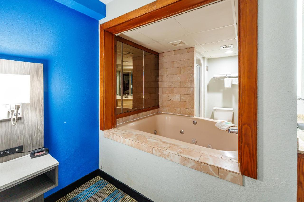 New Victorian Inn & Suites Omaha Exteriér fotografie