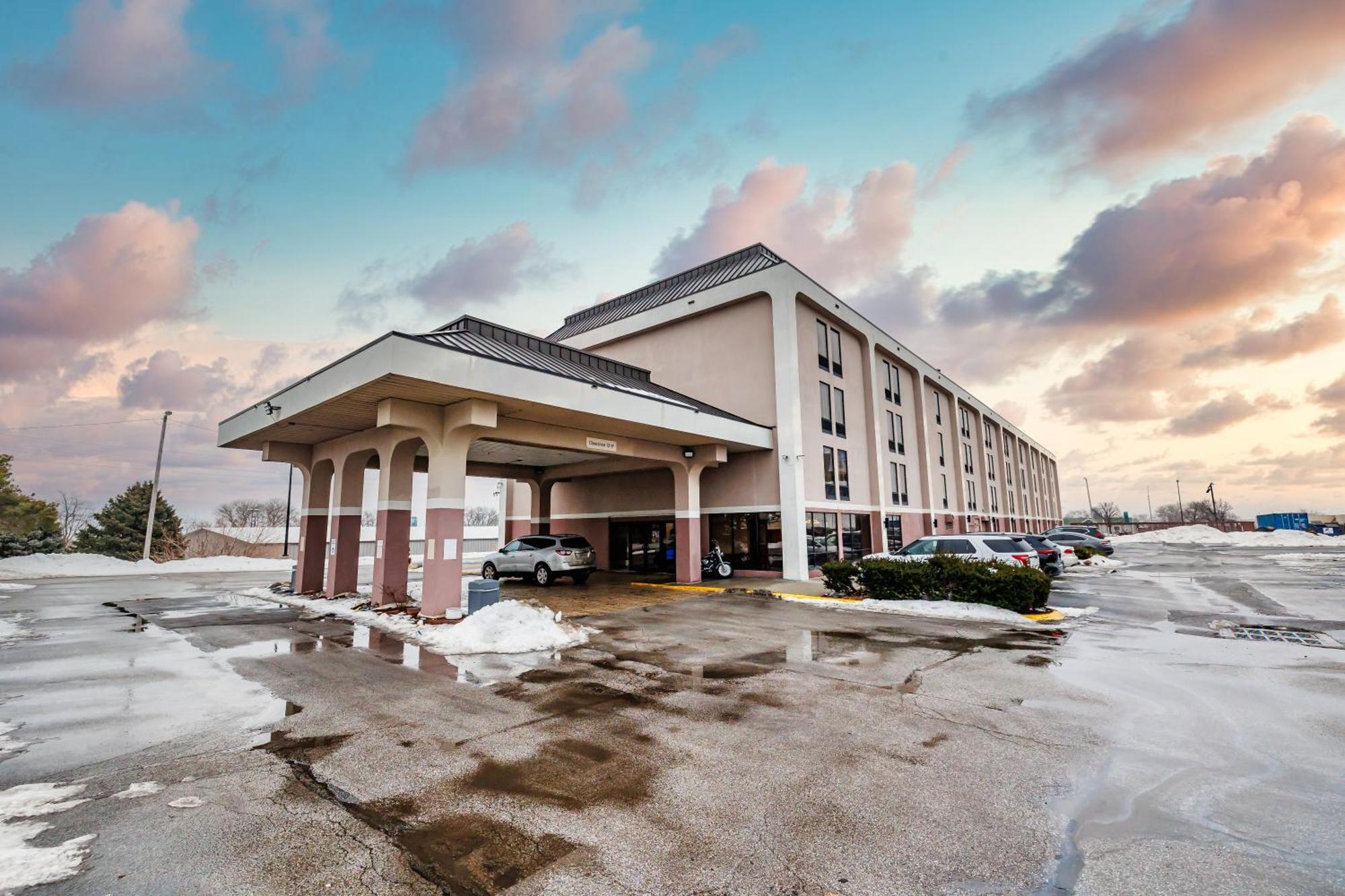 New Victorian Inn & Suites Omaha Exteriér fotografie